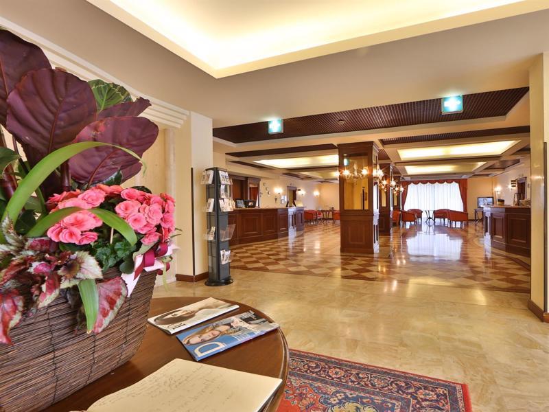 Best Western Classic Hotel Реджо Емилия Екстериор снимка