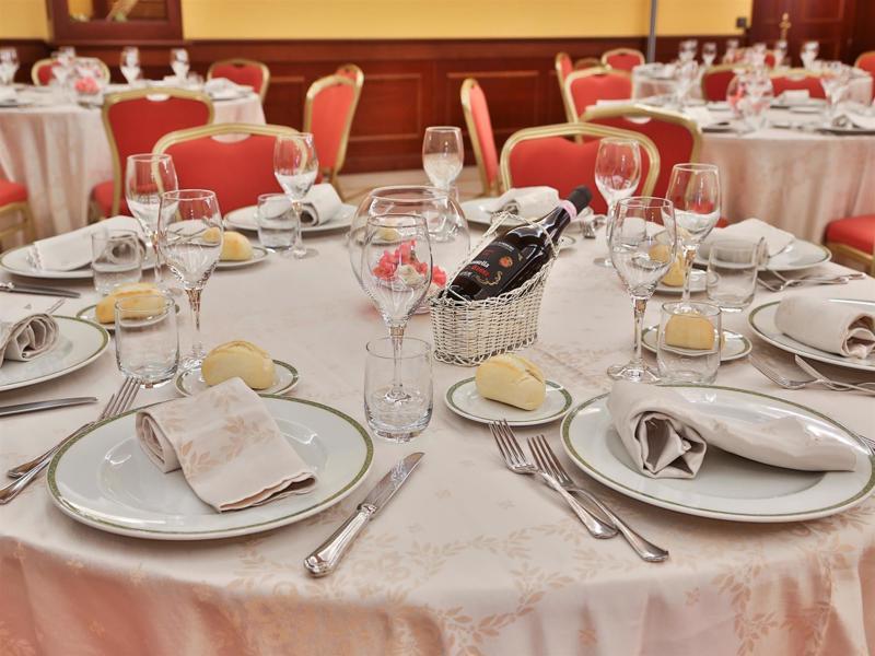 Best Western Classic Hotel Реджо Емилия Екстериор снимка
