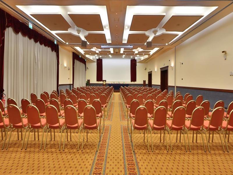 Best Western Classic Hotel Реджо Емилия Екстериор снимка