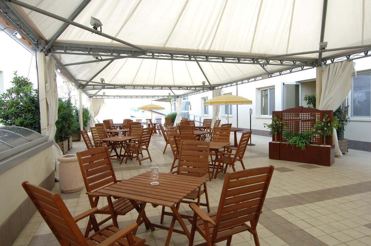 Best Western Classic Hotel Реджо Емилия Екстериор снимка