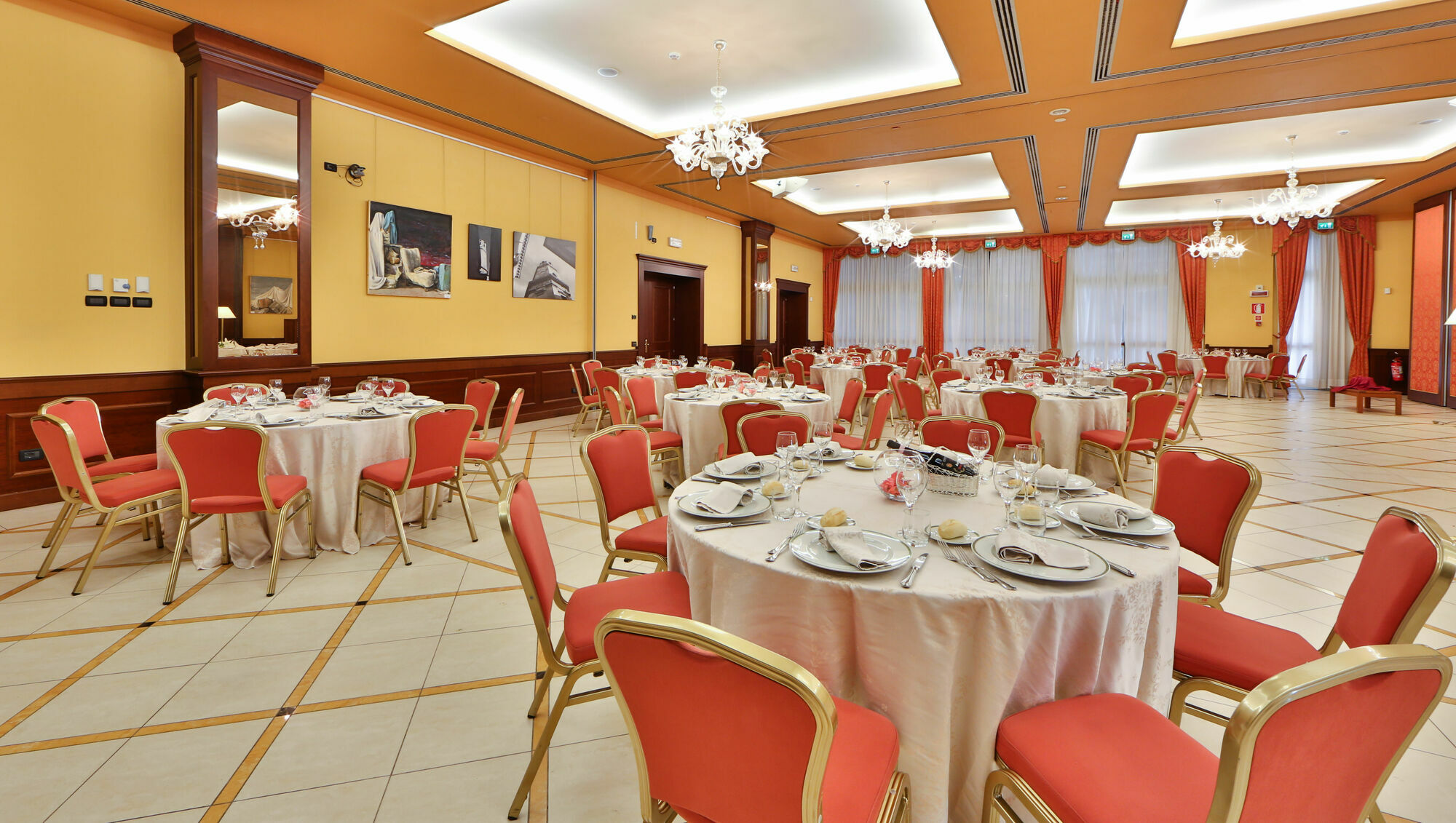 Best Western Classic Hotel Реджо Емилия Екстериор снимка